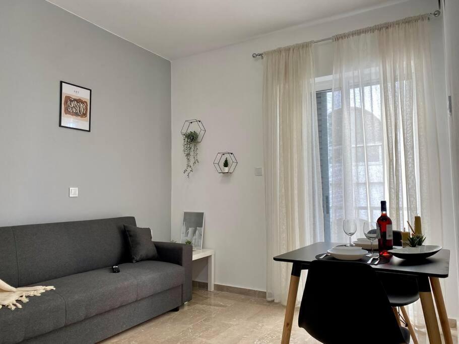 Modern & Cozy Apartment In The Heart Of Kos '9' Exterior photo